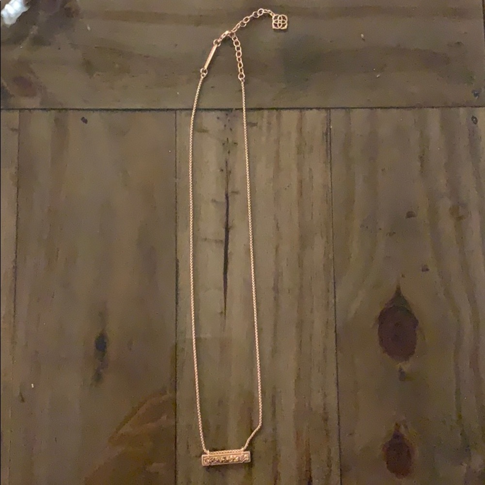 Kendra Scott rose gold necklace